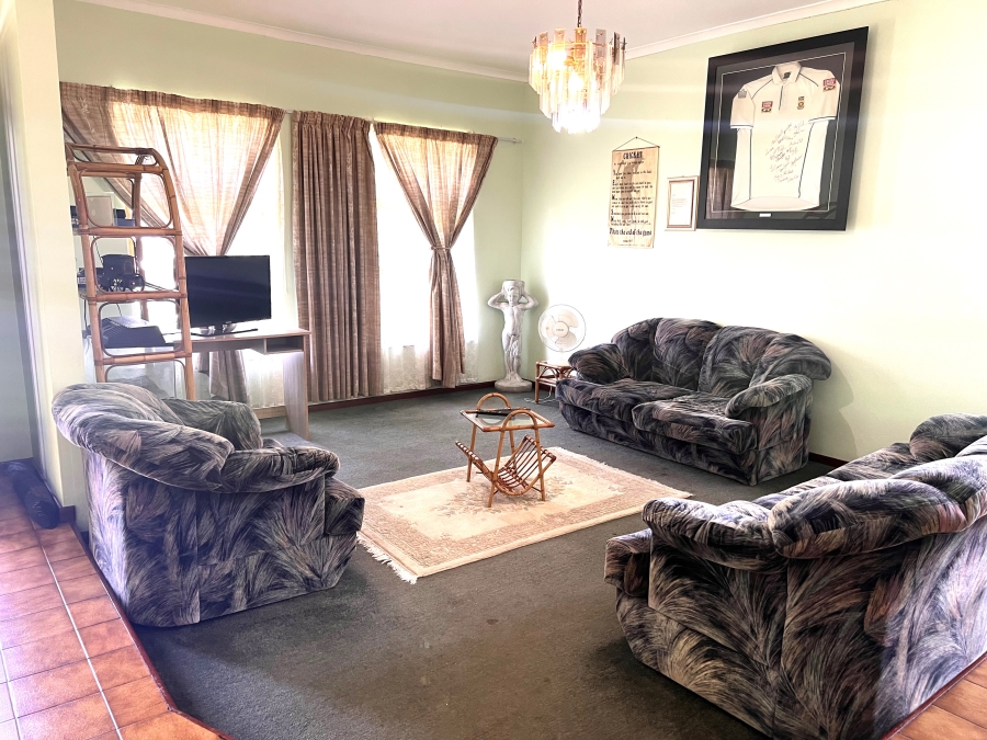 1 Bedroom Property for Sale in Table View Western Cape